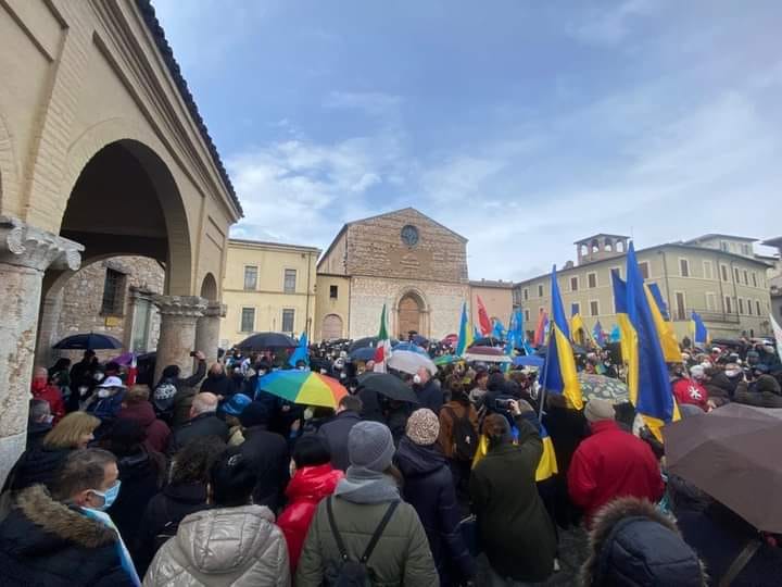 manifestazione per la pace in Ucraina a Foligno