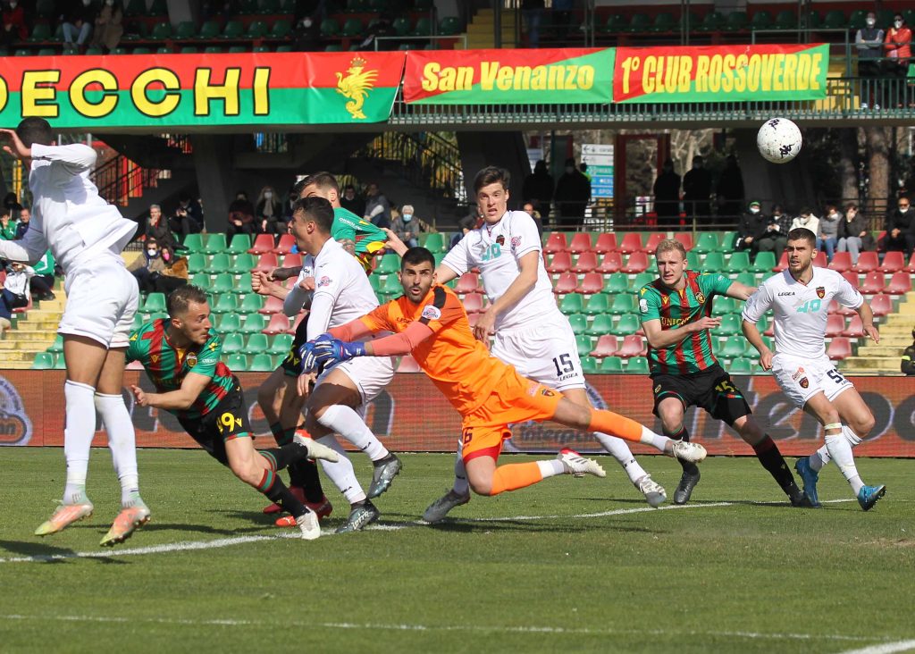IL gol di Donnarumma (foto Ternana Calcio-Mirimao)