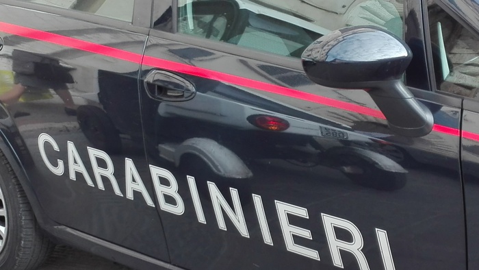 minorenni investono carabiniere