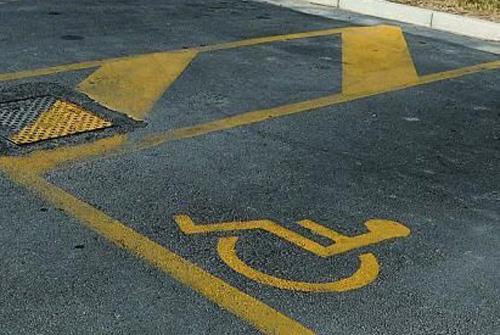 disabilità parcheggi