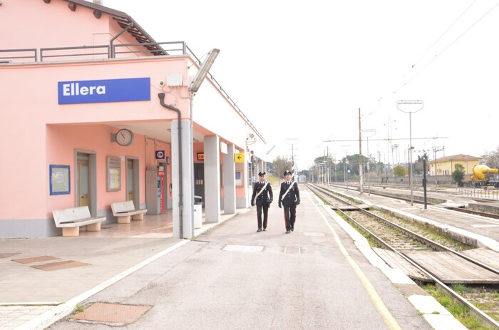 La stazione di Ellera (foto Ansa)