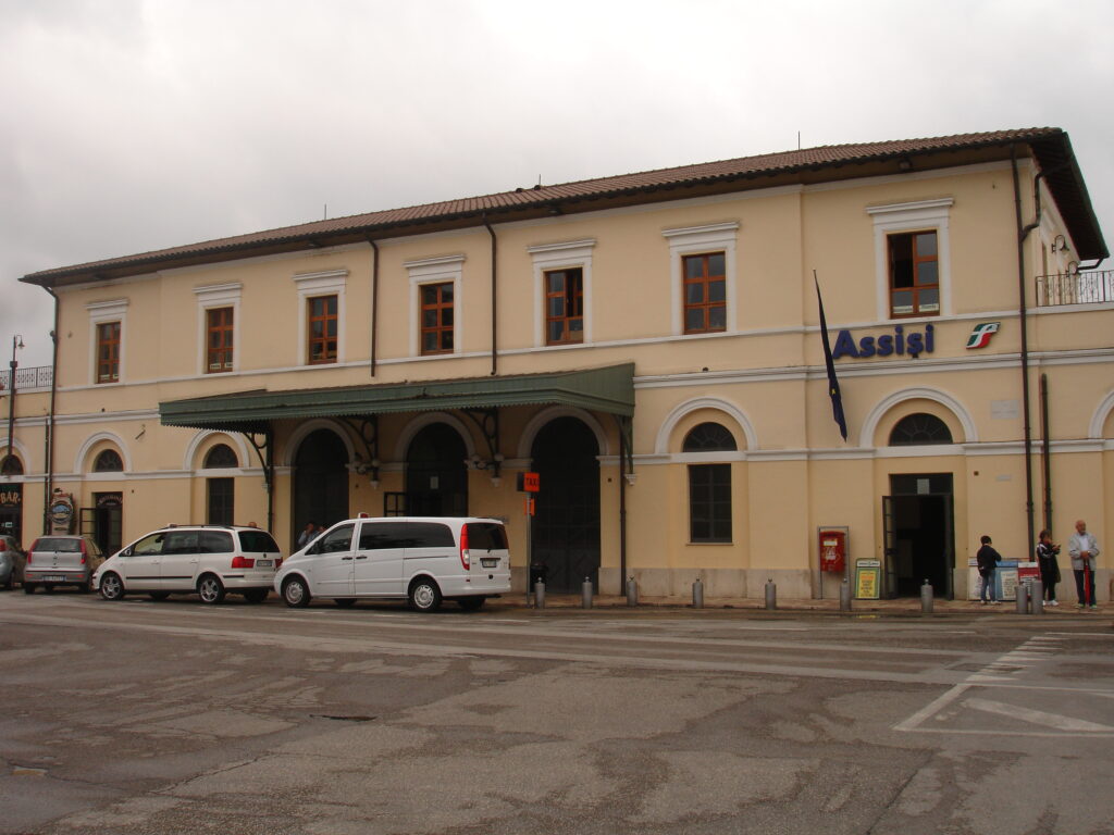 La stazione ferroviaria di Santa Maria degli Angeli